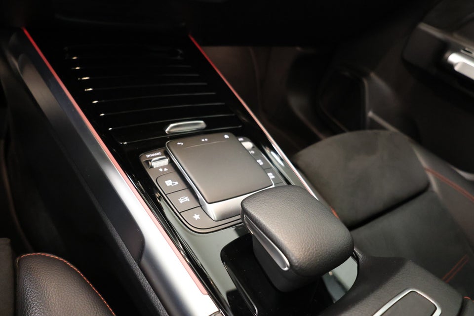 Mercedes EQB350 AMG Line 4Matic 5d