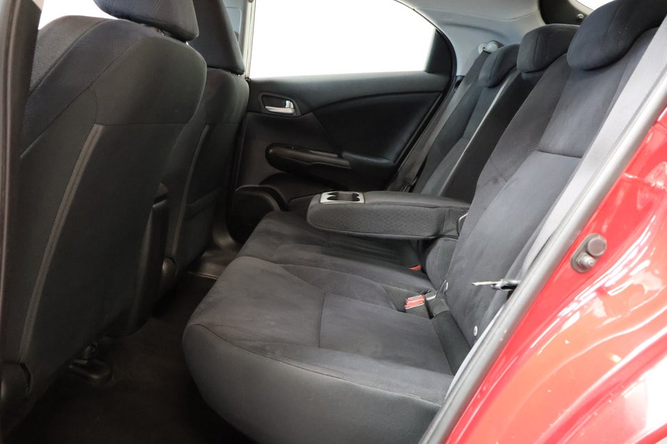 Honda Civic 1,8 i-VTEC Sport 5d