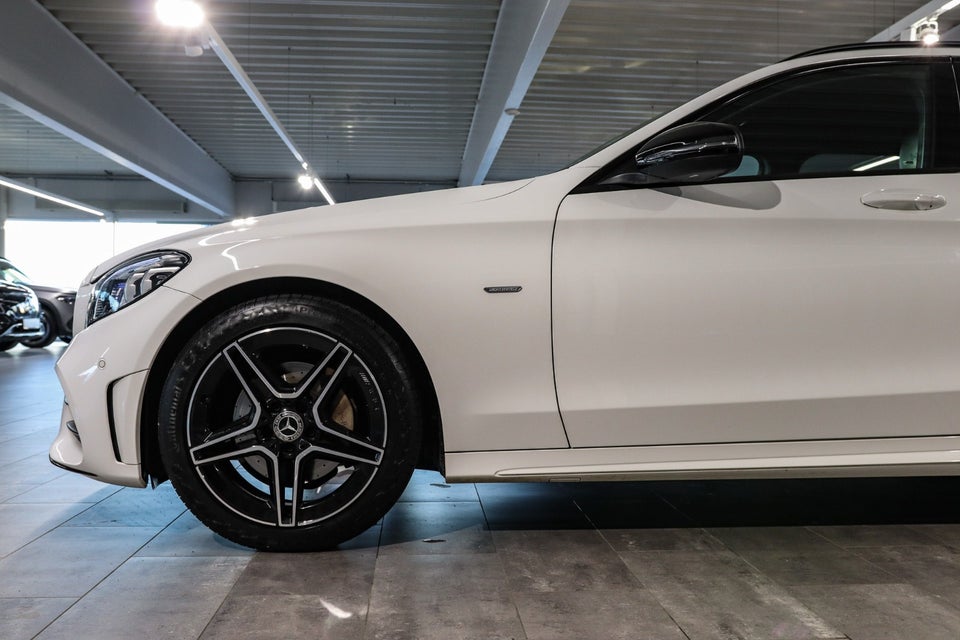 Mercedes C220 d 2,0 AMG Line Night Edition stc. aut. 5d