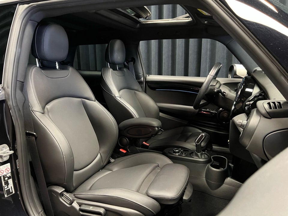 MINI Cooper SE Edition Premium Plus 3d