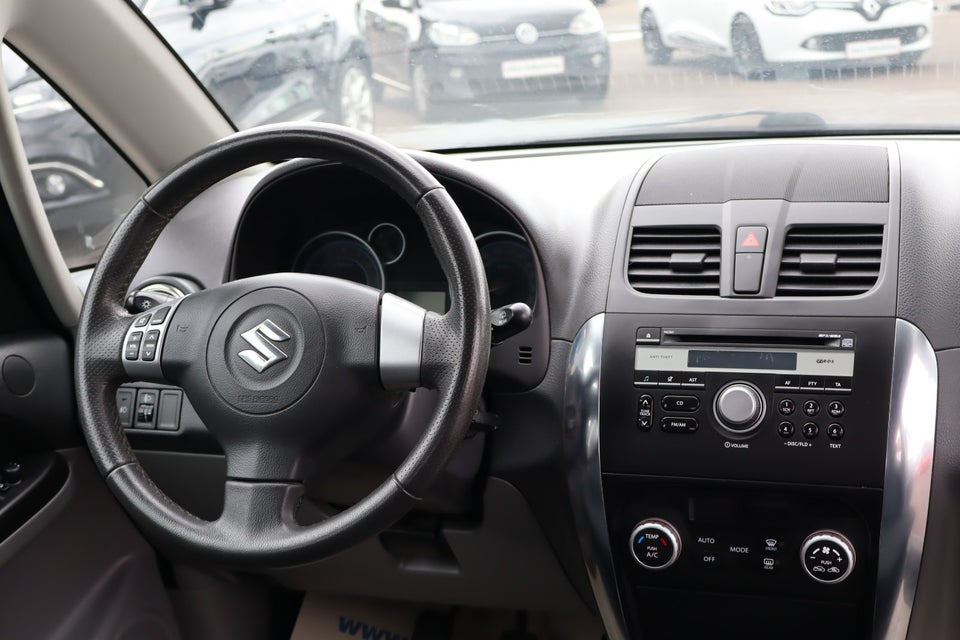Suzuki SX4 1,6 GLX 4d