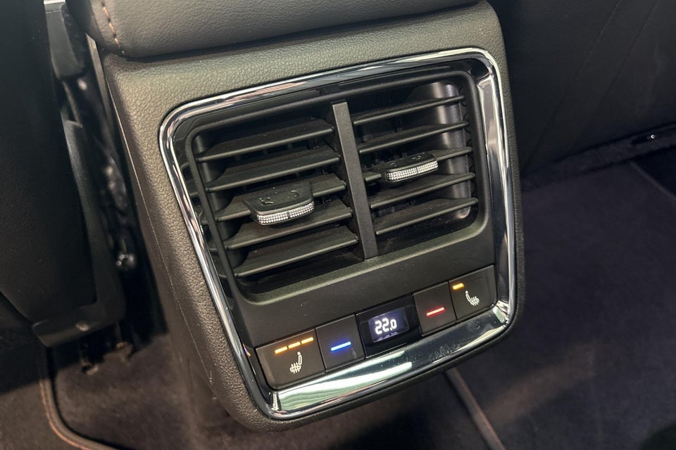 Skoda Enyaq 80x iV Founders Edition 5d
