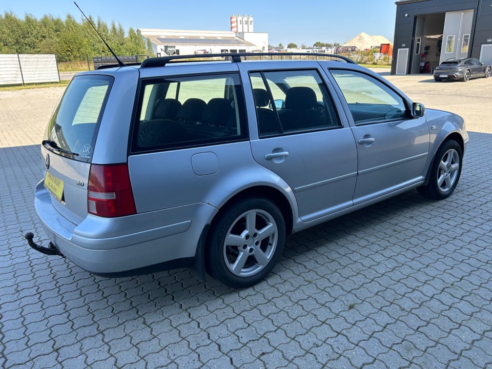 VW Golf IV 2,0 FSi Variant DK 5d