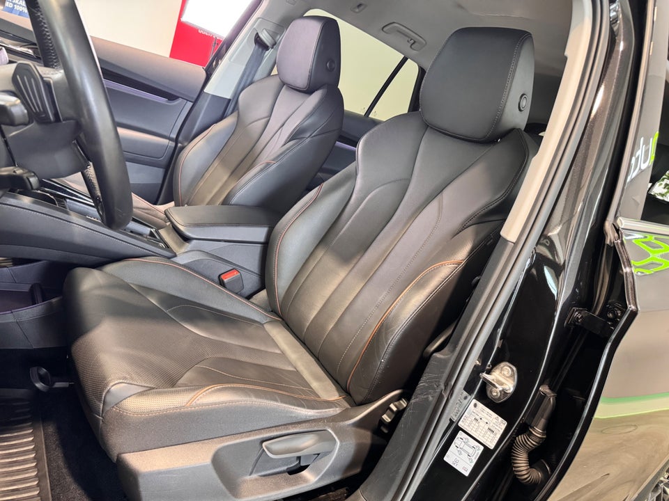 Skoda Enyaq 80 iV Suite 5d