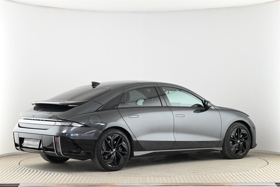 Hyundai Ioniq 6 77 First Edition AWD 4d