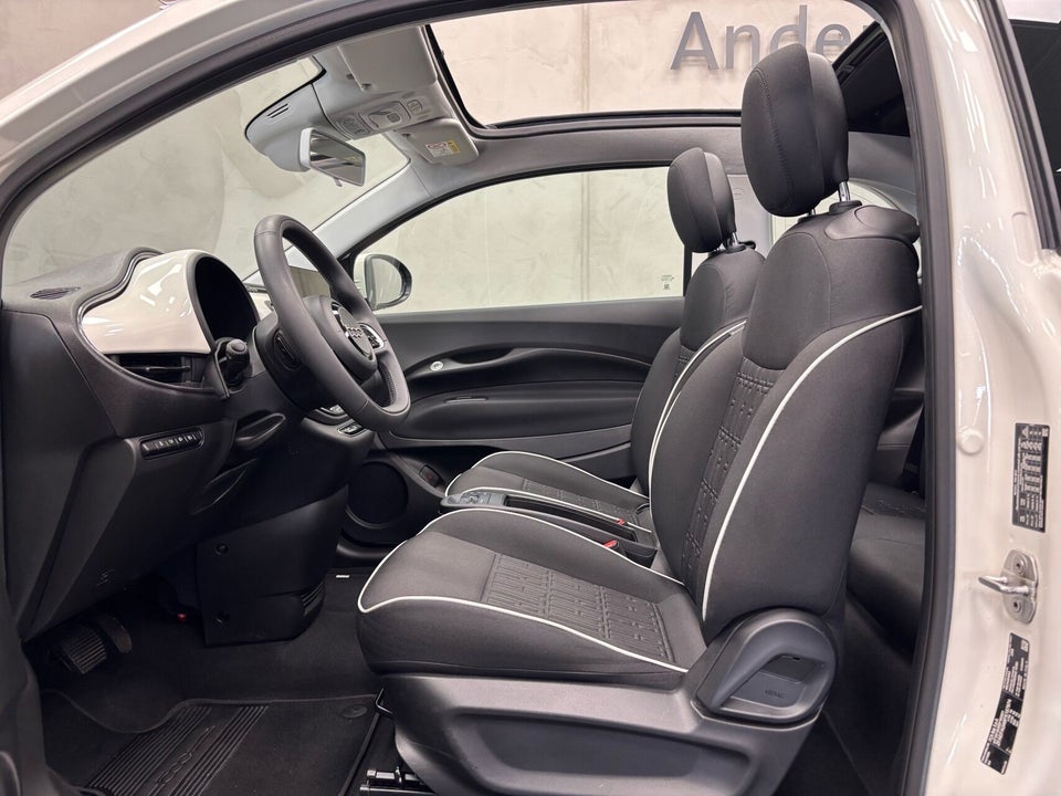 Fiat 500e 42 Icon Cabrio 2d