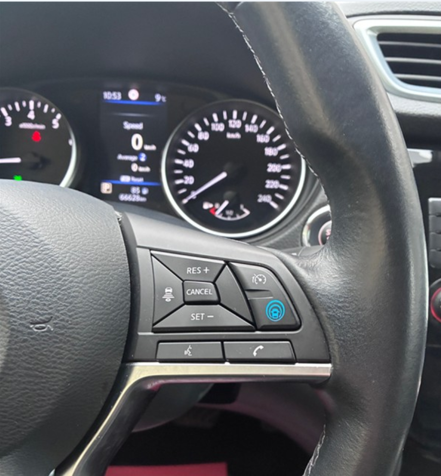 Nissan Qashqai 1,3 Dig-T 160 Tekna DCT 5d