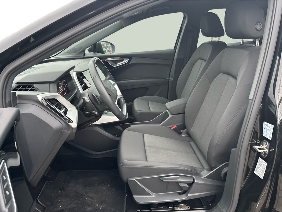 Audi Q4 e-tron 45 Advanced 5d