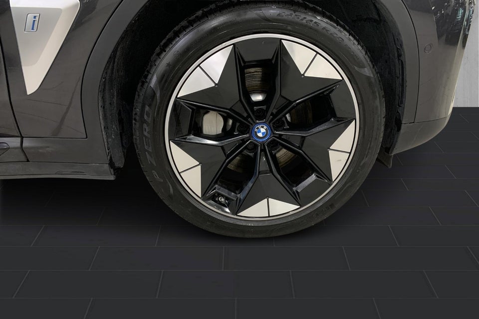 BMW iX3 Charged Plus 5d