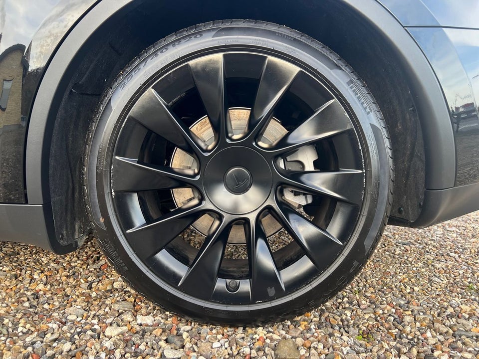 Tesla Model Y Long Range RWD 5d