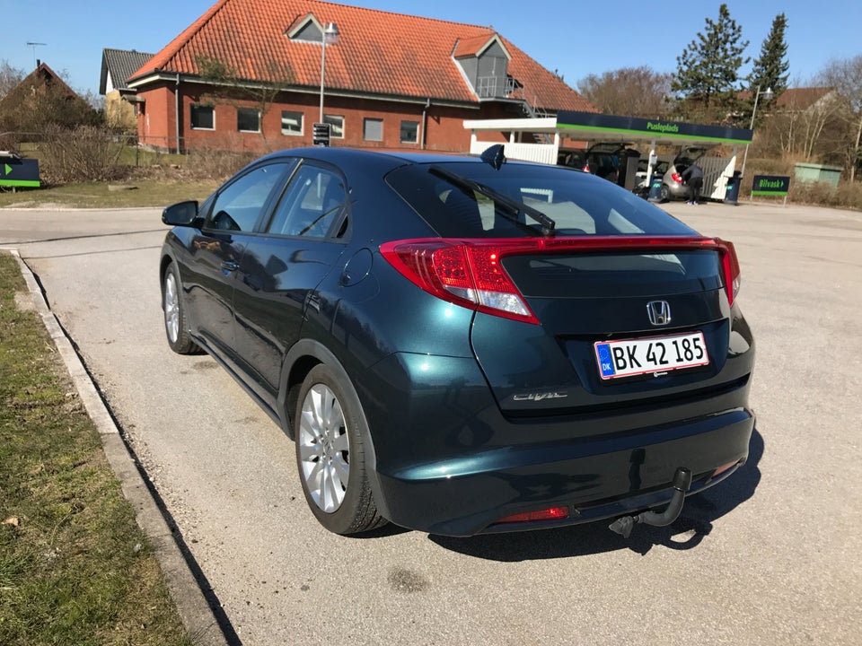 Honda Civic 1,4 i-VTEC Sport 5d