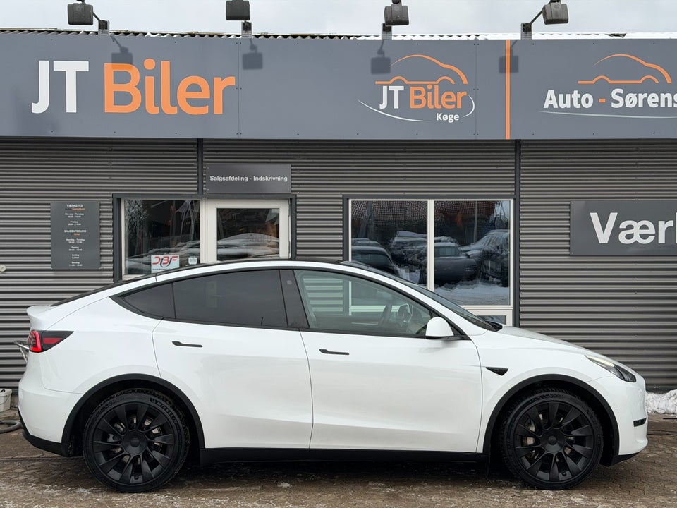 Tesla Model Y Long Range AWD 5d