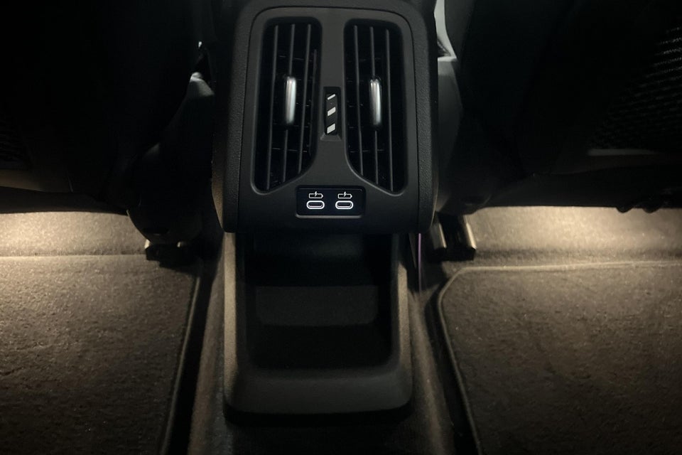 BMW iX2 eDrive20 M-Sport 5d