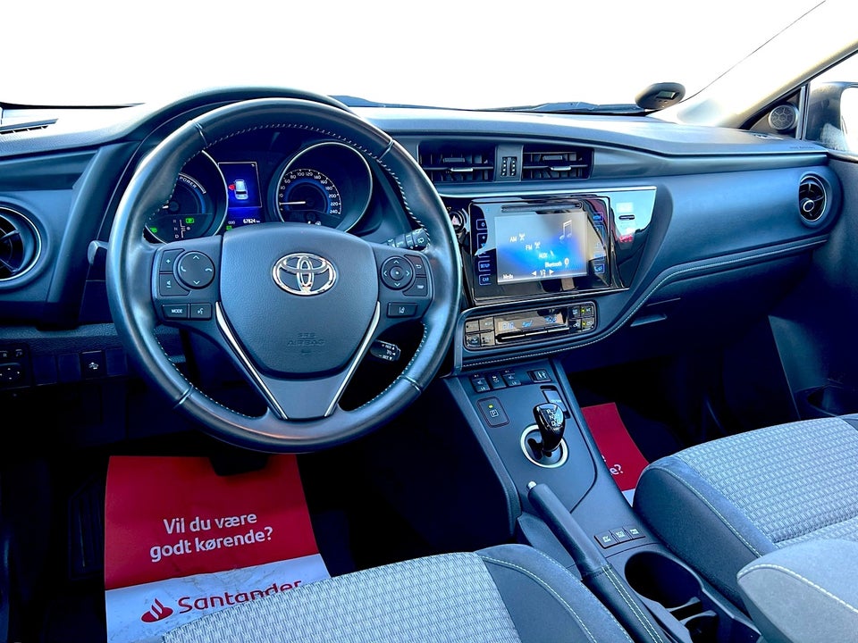 Toyota Auris 1,8 Hybrid Prestige Touring Sports CVT 5d