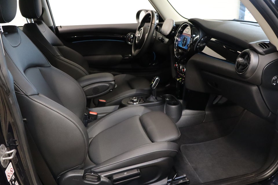 MINI Cooper SE Maximise 3d