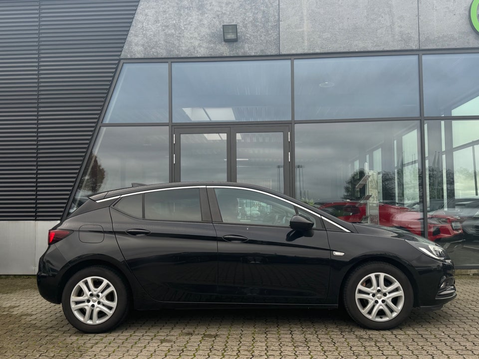 Opel Astra 1,0 T 105 Enjoy 5d