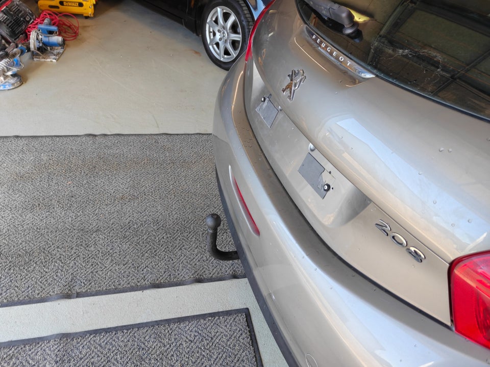 Peugeot 208 1,4 HDi 68 Active 5d