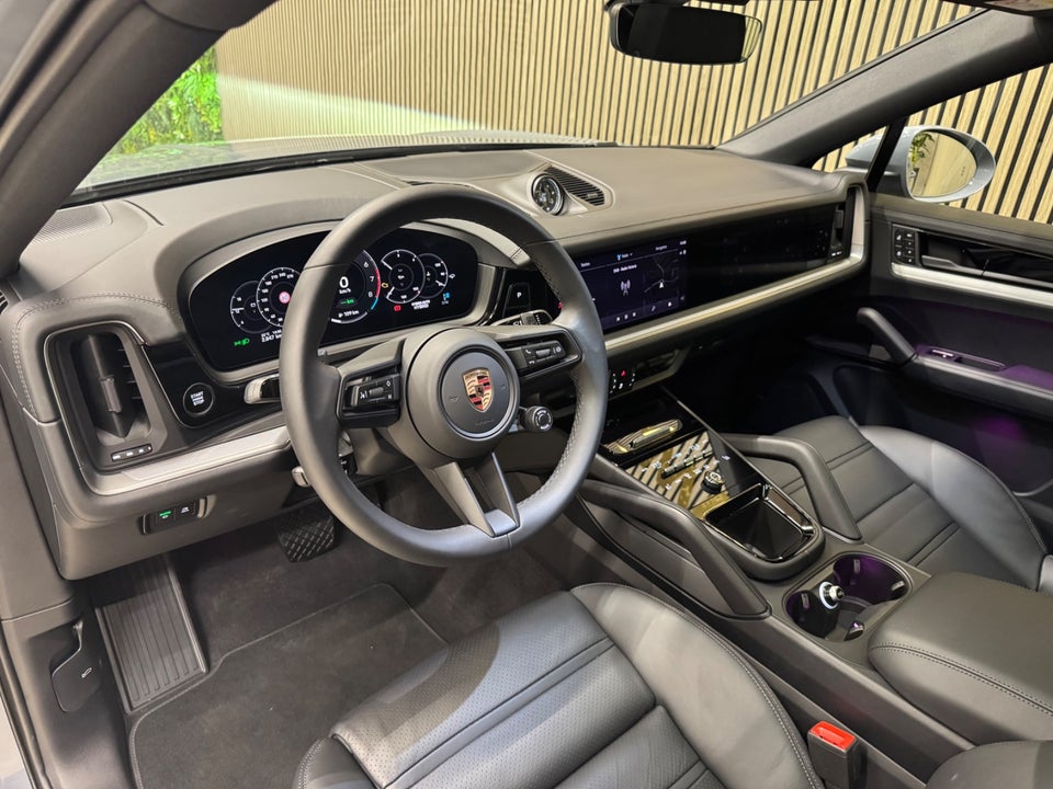 Porsche Cayenne 3,0 E-Hybrid Coupé Tiptr. 5d