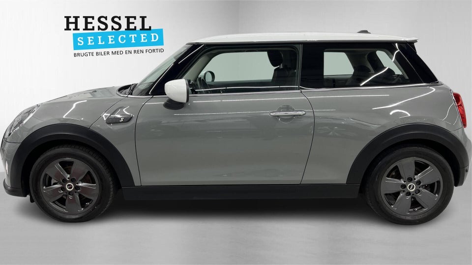 MINI Cooper SE Essential 3d