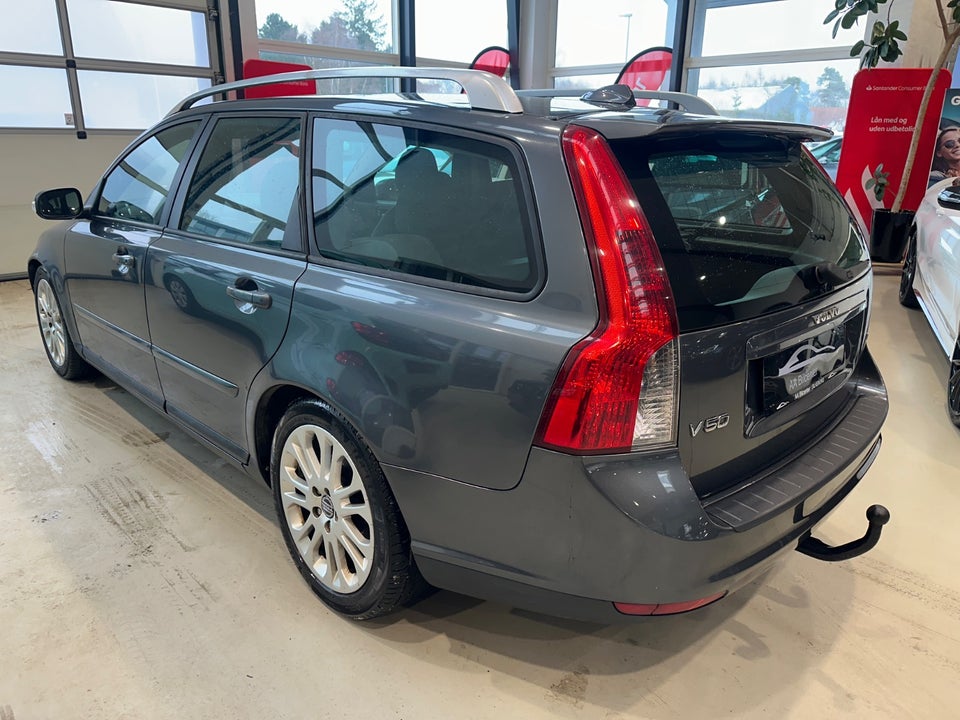 Volvo V50 1,8 Kinetic 5d