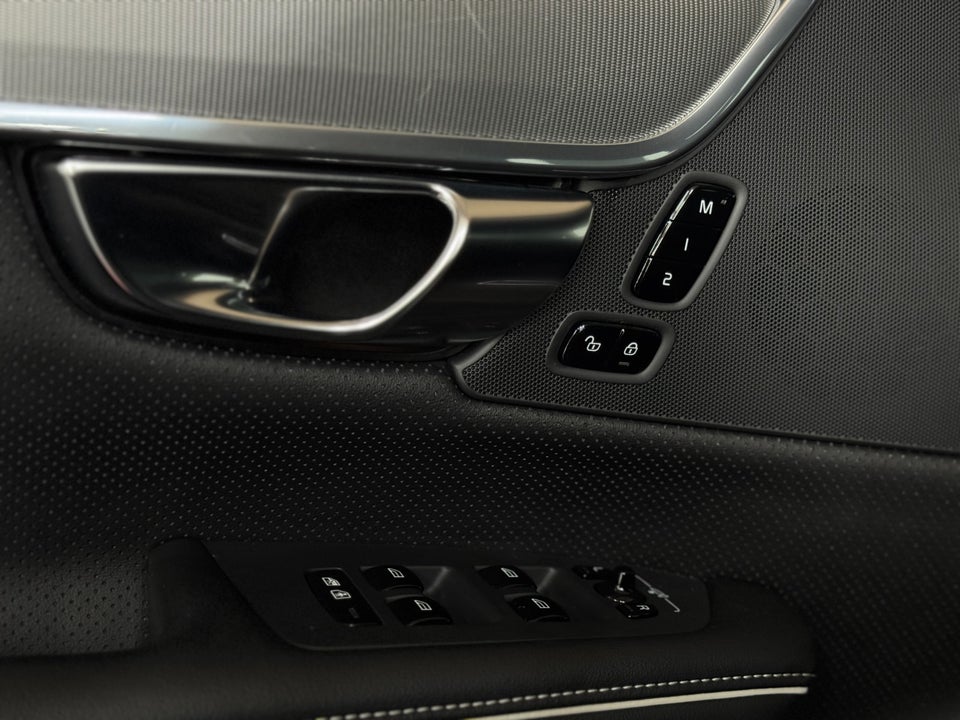 Volvo V90 2,0 T6 ReCharge R-Design aut. AWD 5d