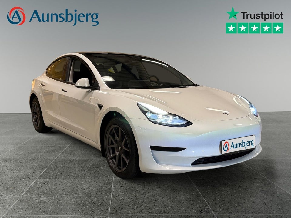 Tesla Model 3 RWD 4d