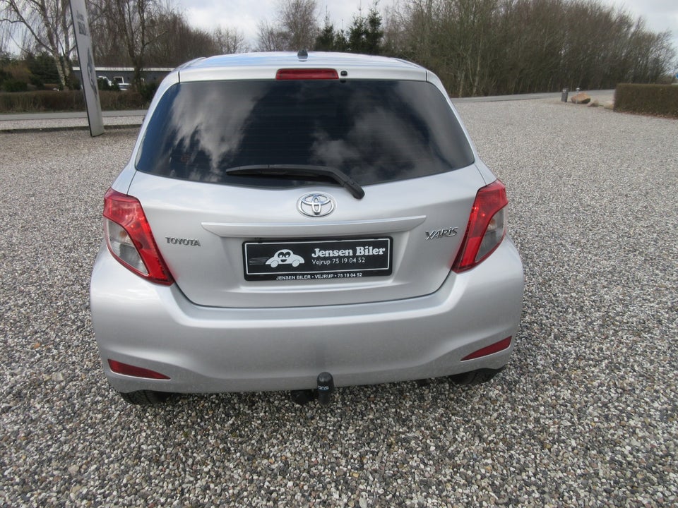 Toyota Yaris 1,0 VVT-i T2 Touch 5d