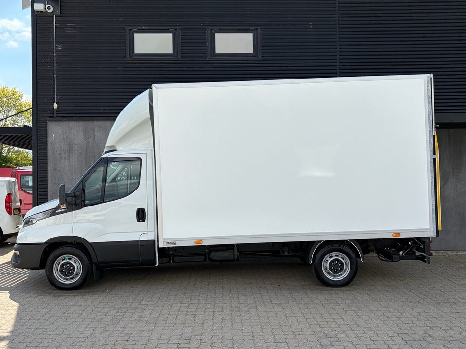 Iveco Daily 3,0 35S18 4100mm Alukasse m/lift AG8
