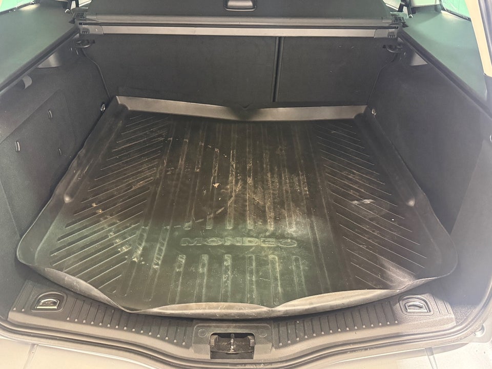 Ford Mondeo 2,0 TDCi 140 Collection stc. aut. 5d