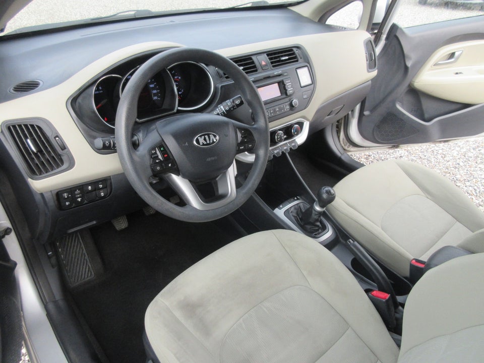 Kia Rio 1,2 CVVT Style+ 5d