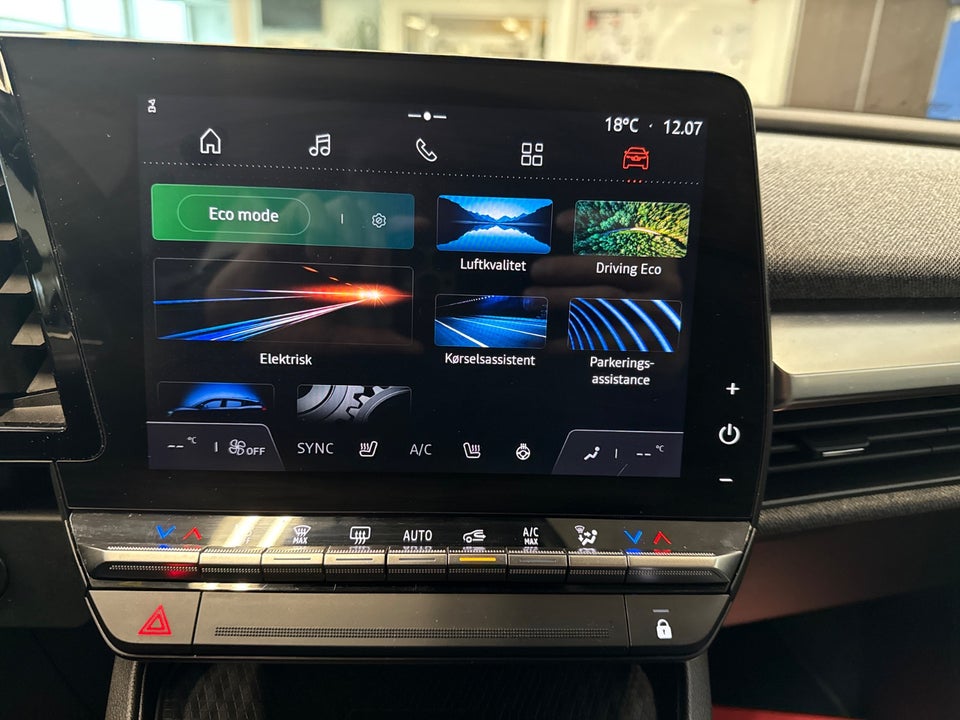 Renault Megane E-Tech 40 Equilibre 5d