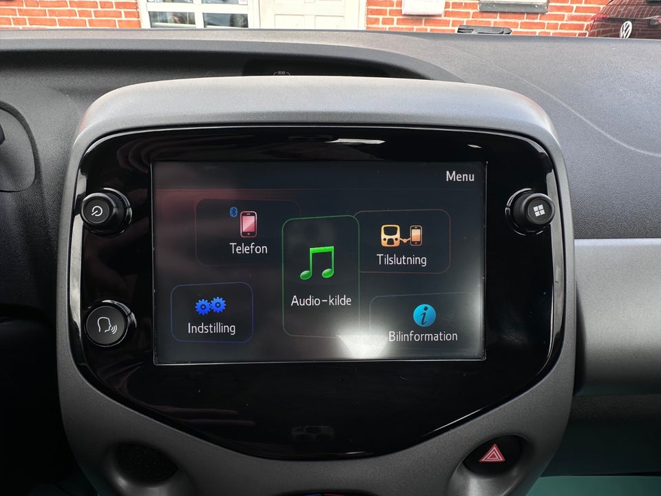 Toyota Aygo 1,0 VVT-i x-plore 5d