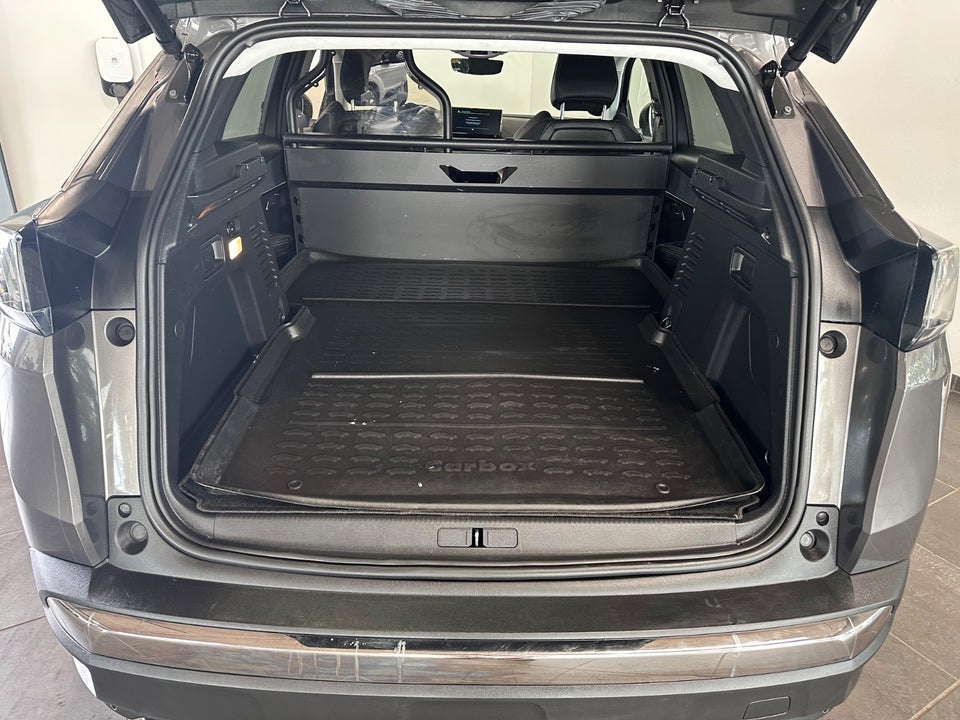 Peugeot 3008 1,6 Hybrid4 Allure Pack LTD EAT8 Van 5d