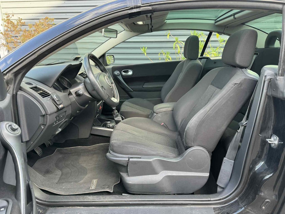 Renault Megane II 1,6 16V CC 2d