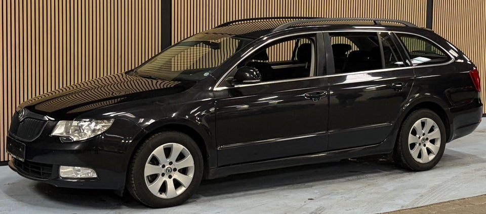 Skoda Superb 2,0 TDi 140 Ambition Combi 5d