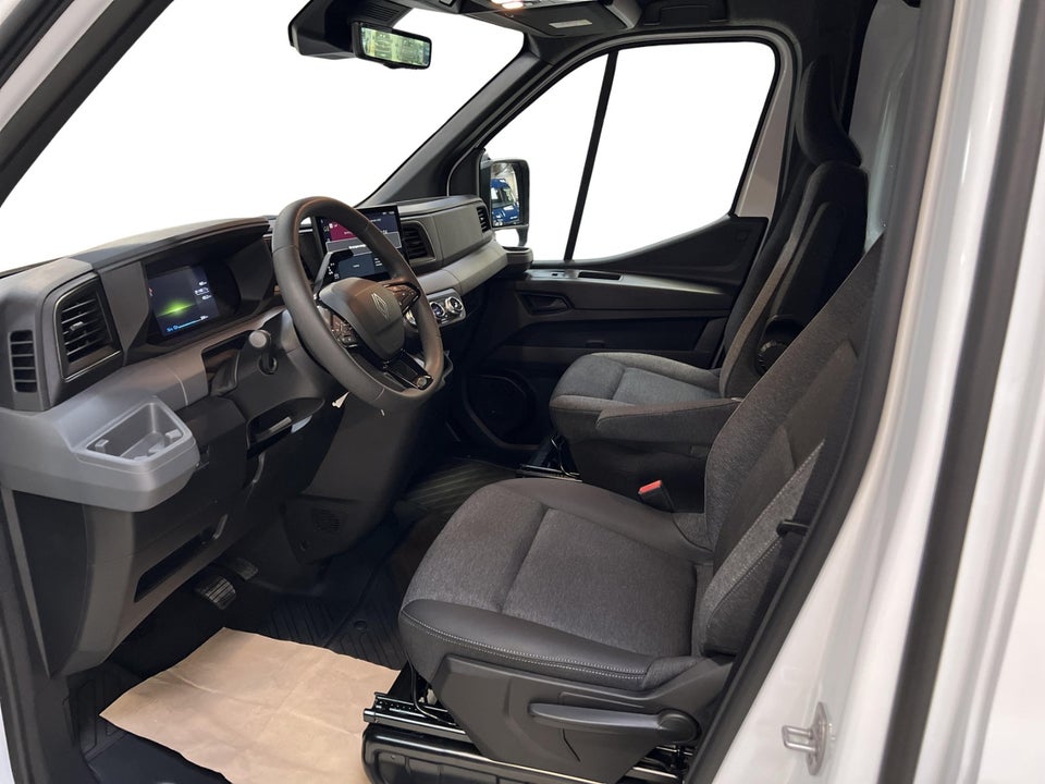 Renault Master V T35 87 E-Tech L3H2 Combi