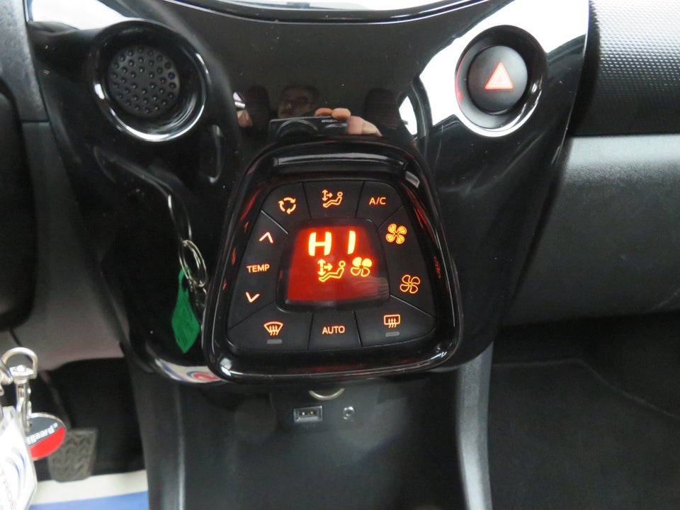 Citroën C1 1,0 VTi SportLine 5d