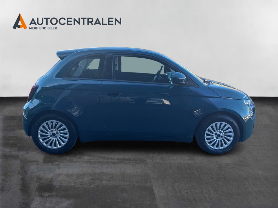 Fiat 500e 42 Icon 3d