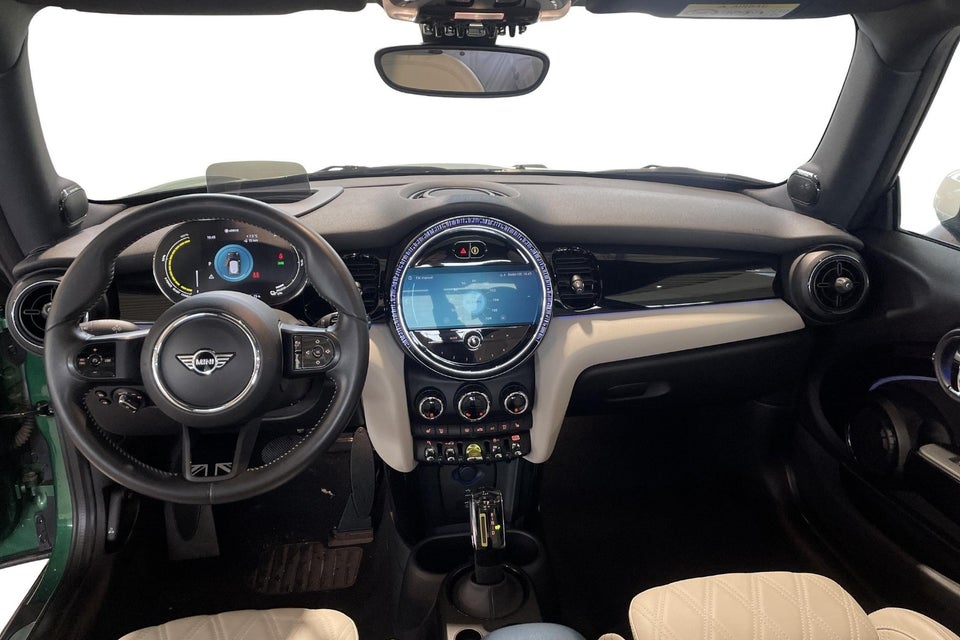 MINI Cooper SE Maximise 3d