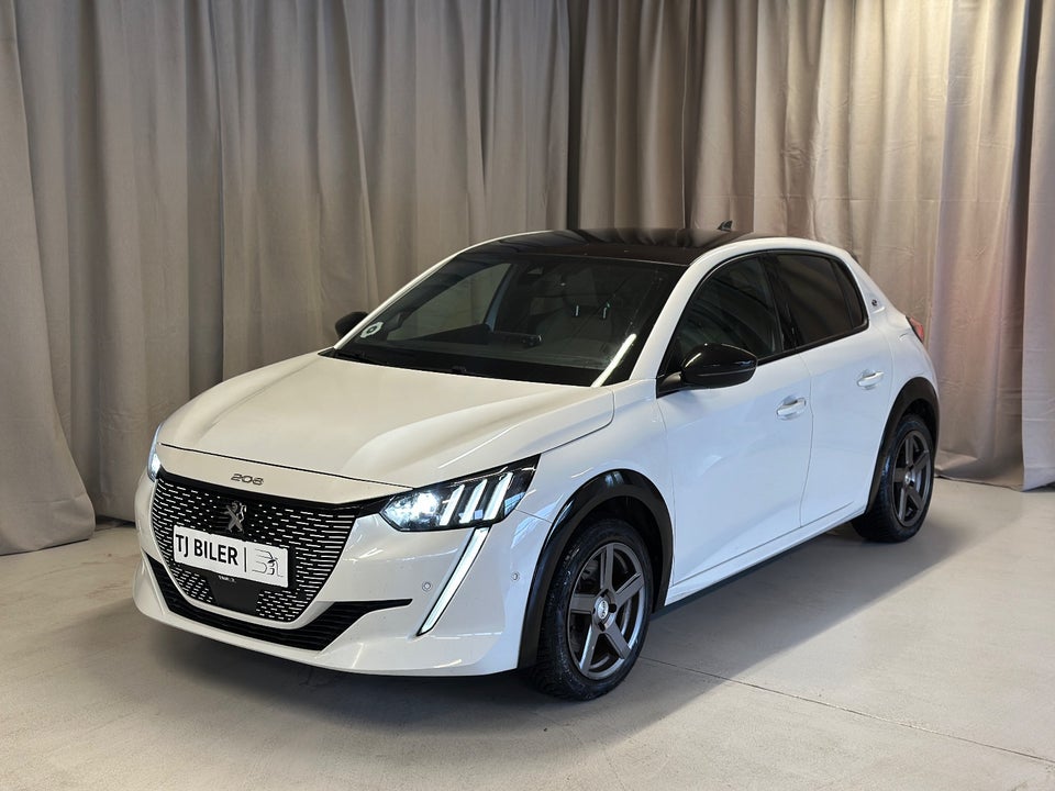 Peugeot e-208 50 GT Sky 5d