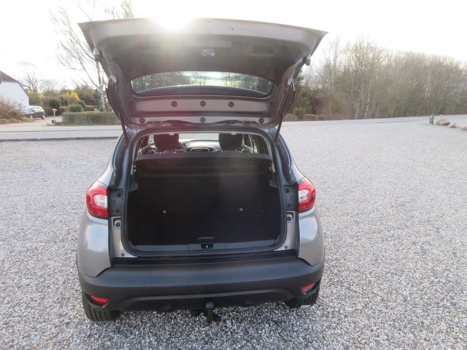 Renault Captur 0,9 TCe 90 Expression 5d