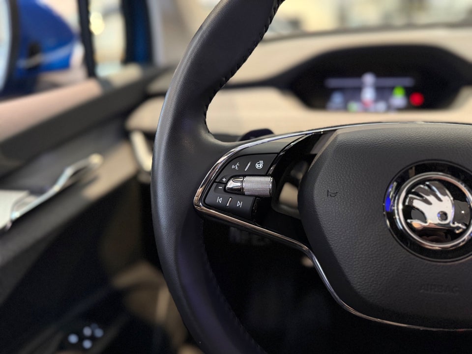 Skoda Enyaq 80 iV Loft 5d