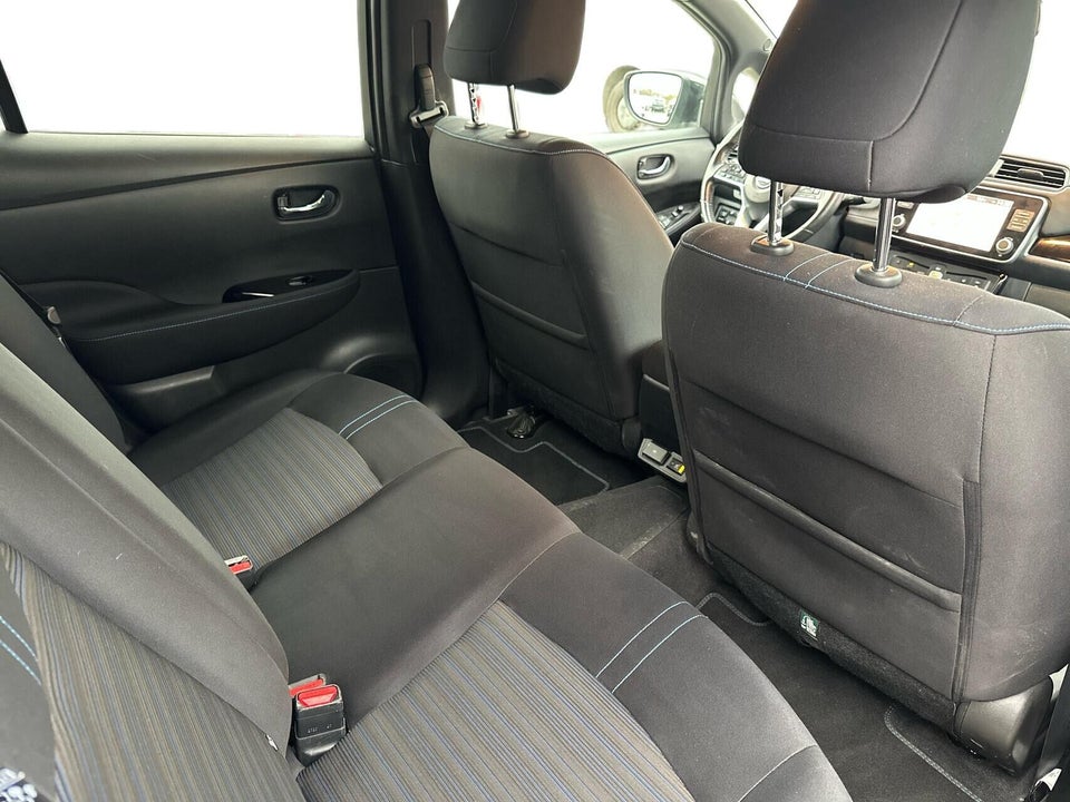 Nissan Leaf 62 e+ Acenta 5d