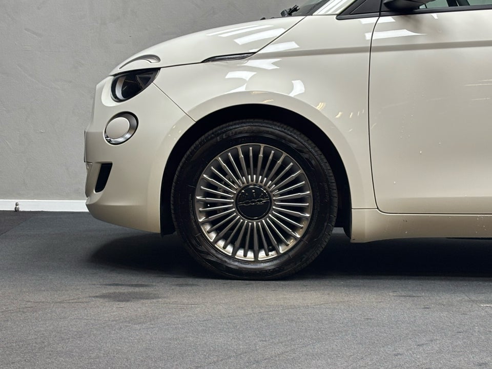 Fiat 500e 24 Icon 3d