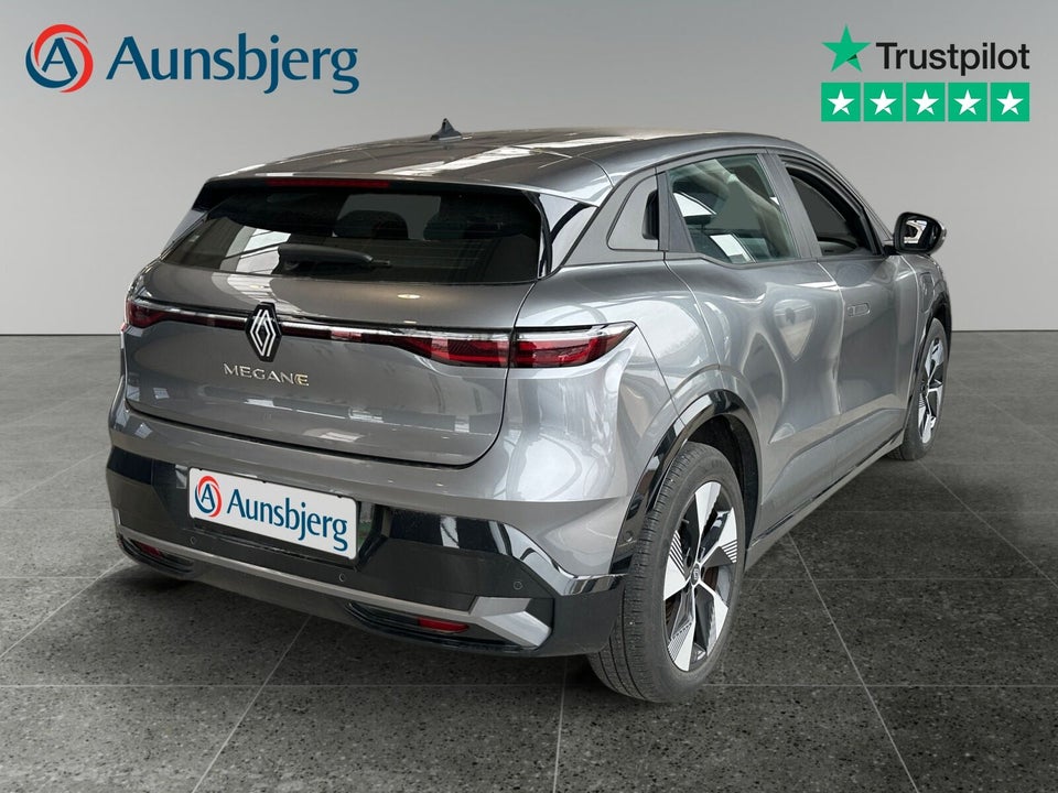 Renault Megane E-Tech 40 Equilibre 5d