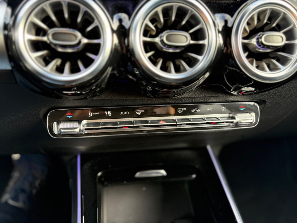 Mercedes EQB350 AMG Line 4Matic 5d