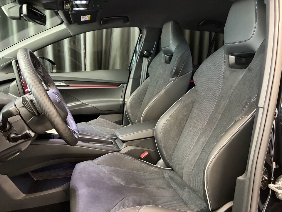 Skoda Enyaq 85x iV Sportline 5d