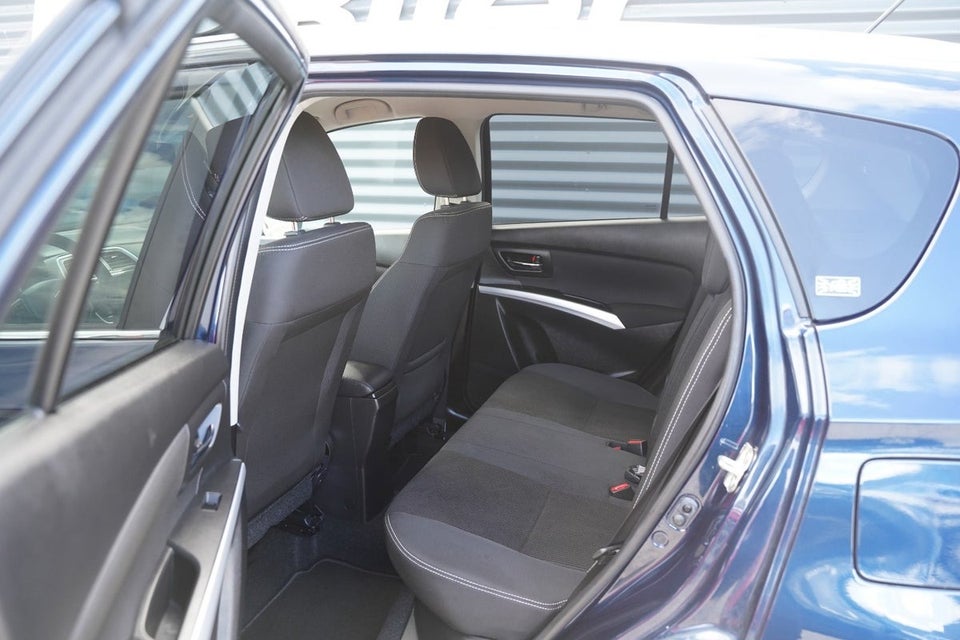 Suzuki S-Cross 1,0 Boosterjet Exclusive 5d