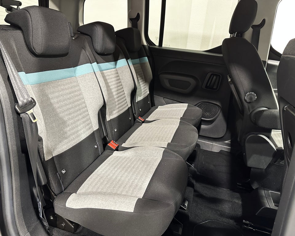 Citroën Berlingo 1,5 BlueHDi 130 Iconic EAT8 5d