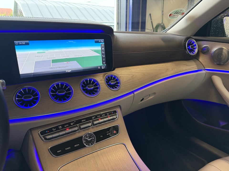 Mercedes E200 2,0 Cabriolet aut. 2d